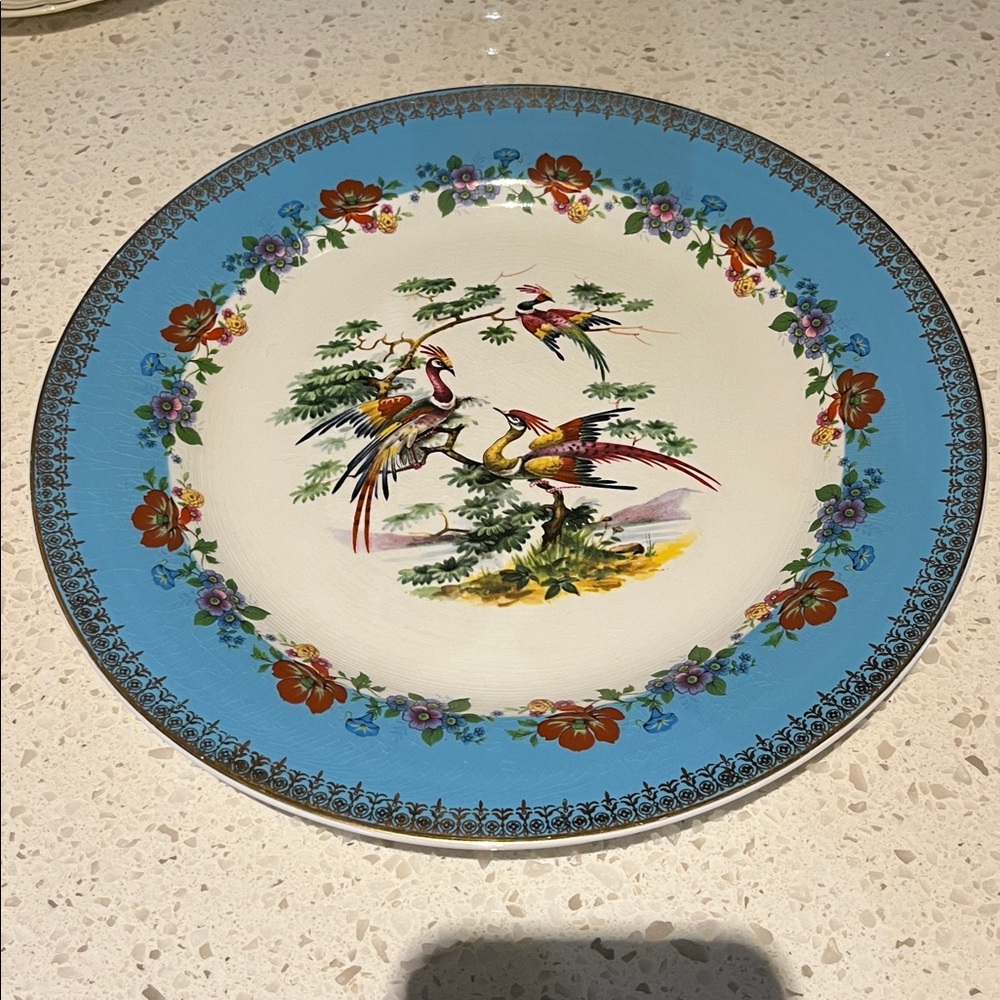Vintage Wood & Sons  Plate with Parrot Motif (11 inches)